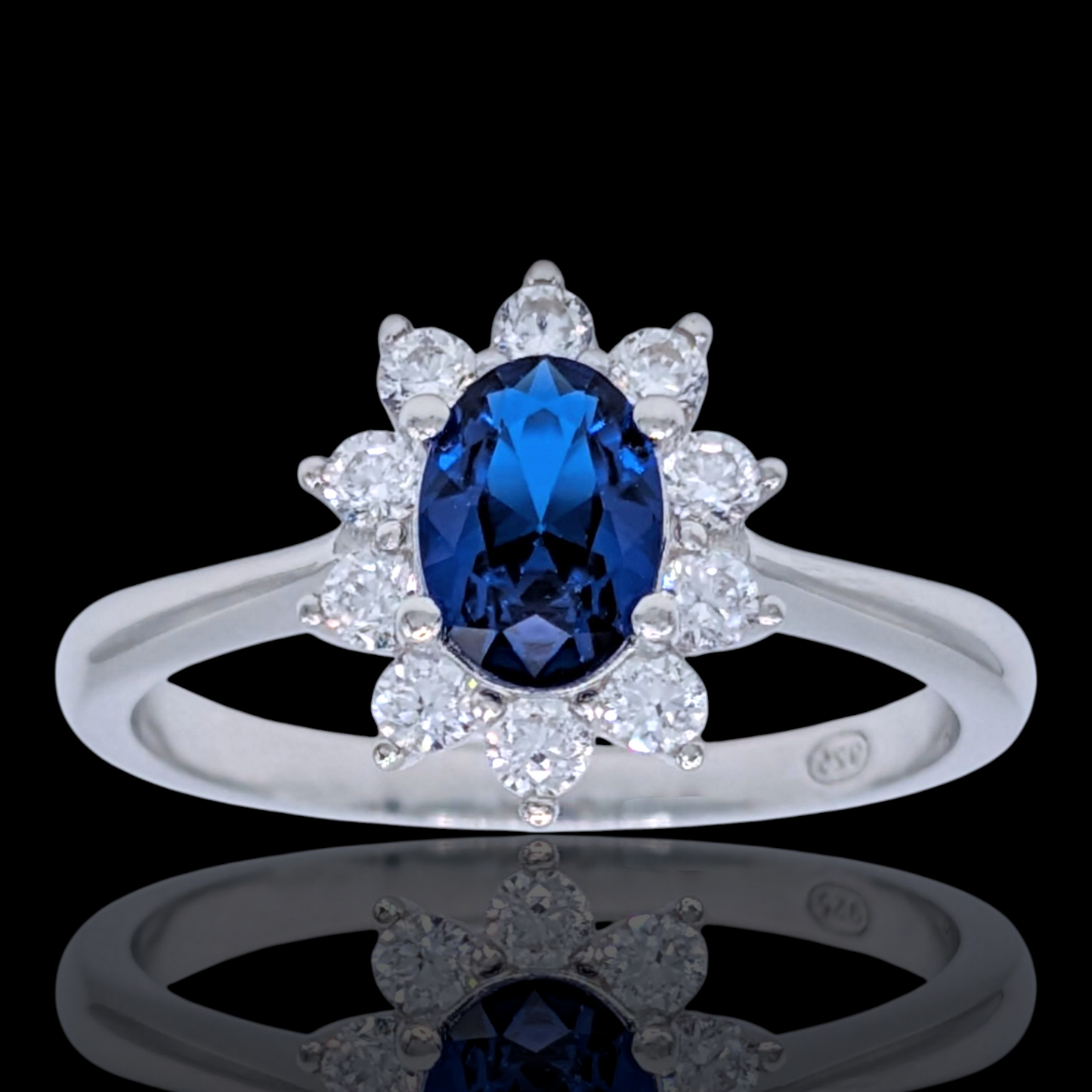 Bague Fleur Argent 925 Rhodié, Corindon Synthétique Bleu et Oxyde de Zirconium