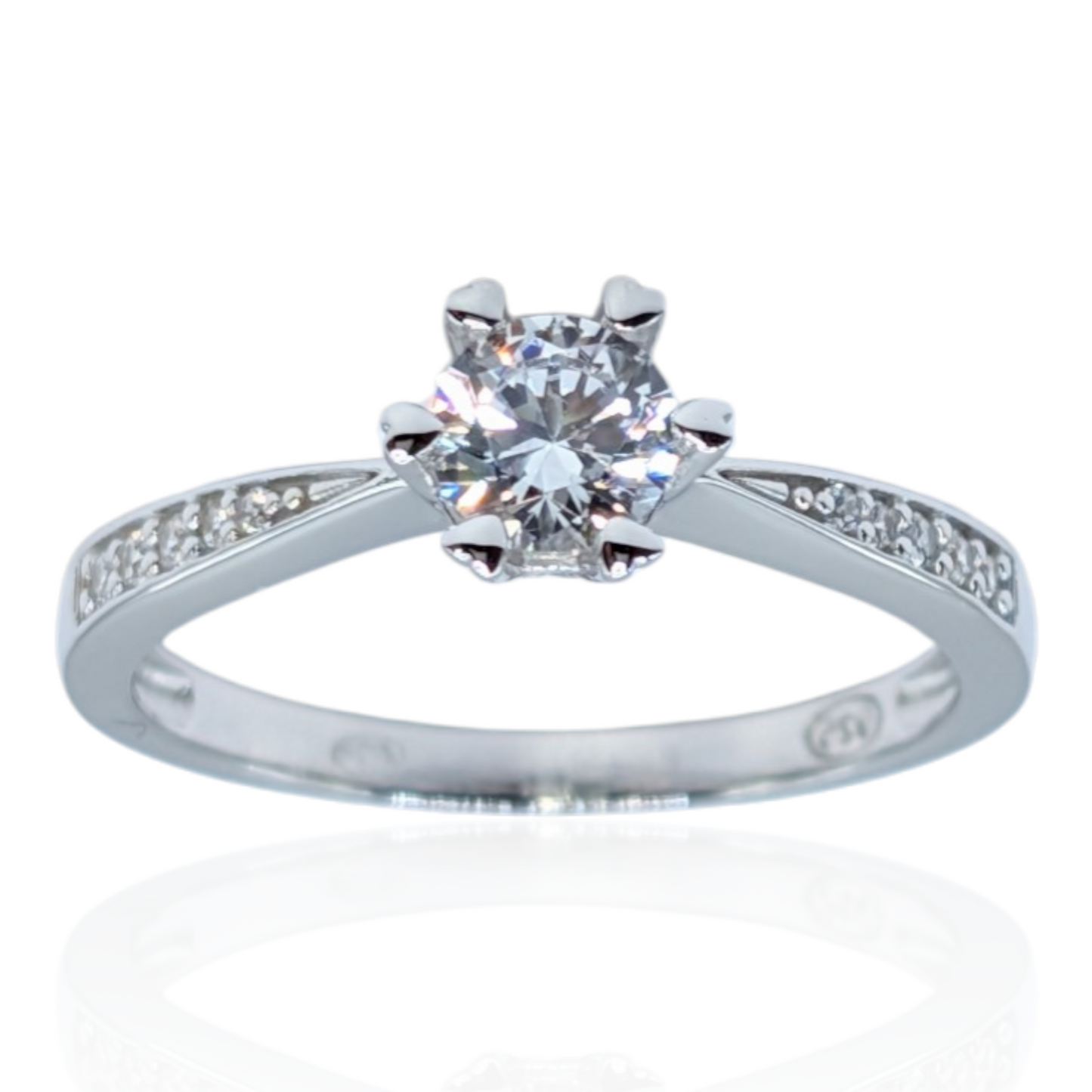 Rhodium-plated 925 sterling silver solitaire ring with white cubic zirconia