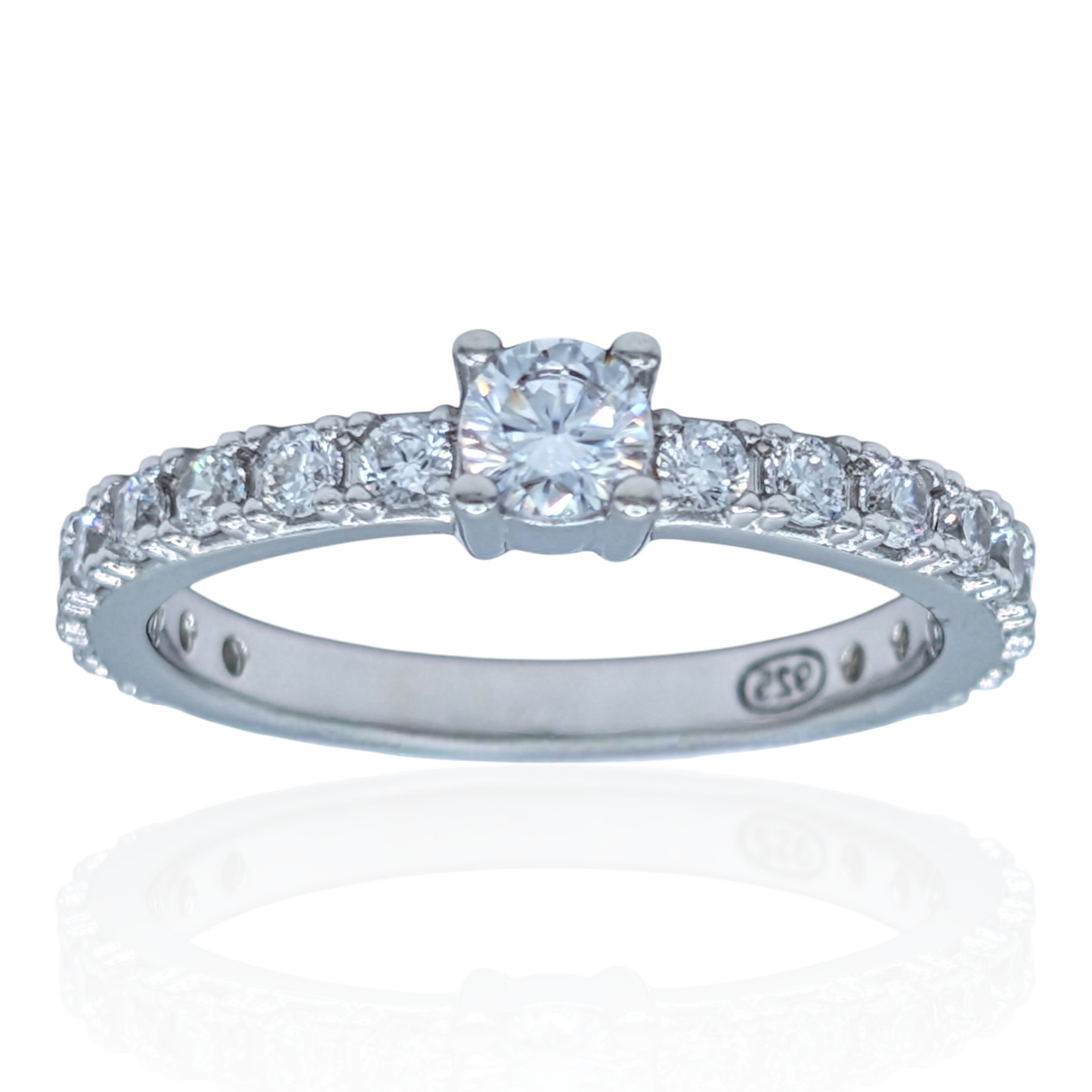 Solitärring aus rhodiniertem 925er Silber und weißen Zirkonia